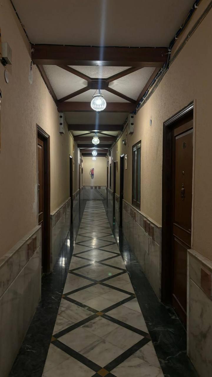 Vrindavani Hotel *